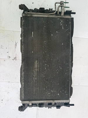 Ansamblu radiatoare de clima si apa plus ventilator ford focus 1.6 TDCI 109 cai 2006 - imagine 3