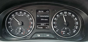 Skoda Rapid 1,6 Tdi Berlina, 2015, inmatriculat, km reali, distributie schimbata  - imagine 7