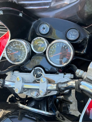 suzuki gsx - imagine 2