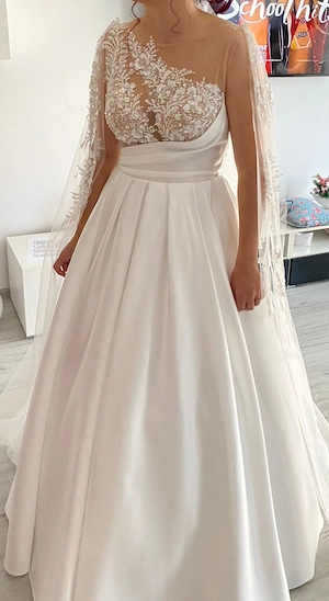 Vand rochie de mireasa 