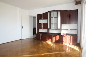 Proprietar vad apartament 3 camere, Zona Girocului, complet decomandat - imagine 2