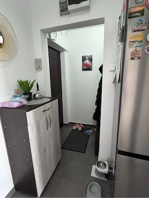 De vânzare   Apartament primitor, într-o zonă liniștită!