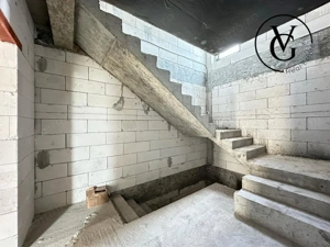 Vila YIN P+2: 251 mp construiți și curte, zona centrală a Constanței - imagine 11