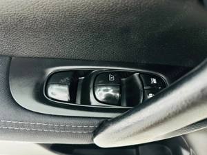 Nissan Qashqai - imagine 12