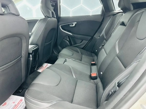 VOLVO V40 2017 2.0D E6 Garantie 12 Luni Rate Avans 0 Doar Cu Buletinul - imagine 16