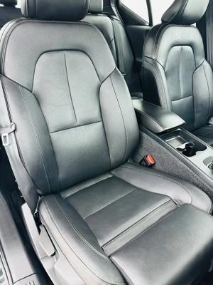 VOLVO XC40 2021 1.5i E6 Garantie 12 Luni Rate Avans 0 Doar Cu Buletinul - imagine 19