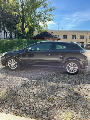 Opel Astra H GTC, 1.8B si gpl, 140cp normal aspirat - imagine 3