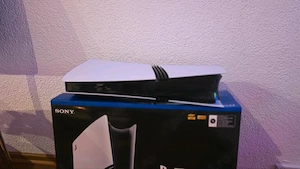 Playstation 5 PS5 PRO + 2 Controller + Premium LED Ladestation 