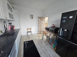 Duplex luminos de vanzare Utvin