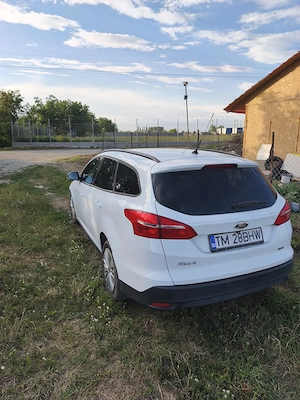 Ford focus 1.0 ecobost  vând  schimb  - imagine 3