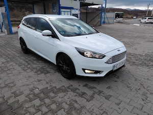 Ford focus 1.0 ecobost  vând  schimb  - imagine 4