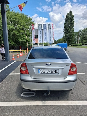 vând sau schimb ford focus  - imagine 5