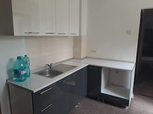 de închiriat apartament 5 camere romana 