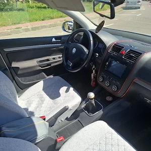 VW Golf 5, an 2008, 1.9 Tdi, 105 cai, climatronic, proprietar  - imagine 4
