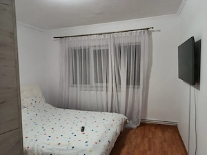 Dau in chirie apartament cu 3 camere - imagine 2