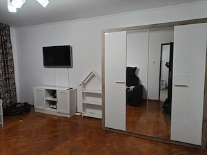 Dau in chirie apartament cu 3 camere - imagine 5