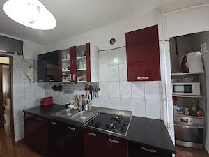 Vând apartament cu 3 camere - zona Astra - Zorilor - imagine 4