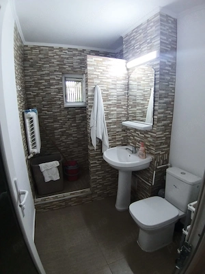 vând apartament - imagine 4