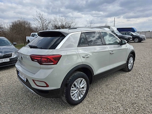 Volkswagen T-ROC 2023 - imagine 3