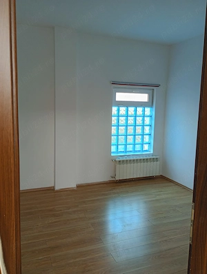 Apartament de 3 camere de vanzare - imagine 5