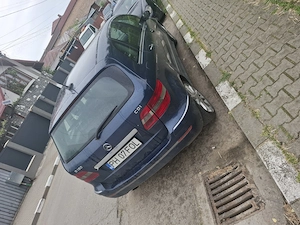 Mercedes B 180   - imagine 2