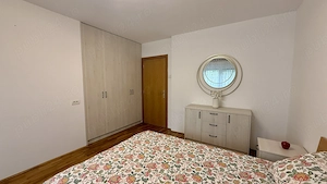 Apt. 3 cam.   90 mp  in zona Bd Unirii - imagine 4