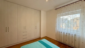 Apt. 3 cam.   90 mp  in zona Bd Unirii - imagine 6