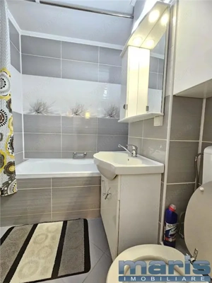 Inchiriere apartament 3 camere Tudor cu 2 bai amenajat. - imagine 9