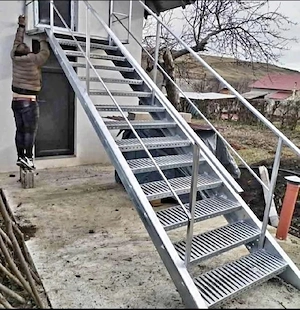 scari zincate pe comanda 