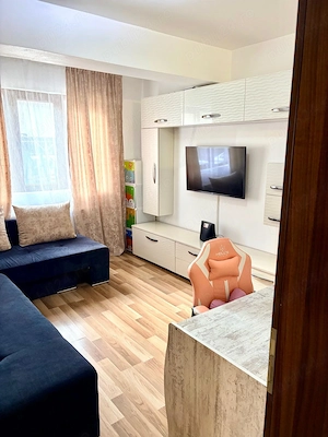 Proprietar, vând apartament 3 camere decomandat | Complet mobilat si utilat | Parcare privata - imagine 7