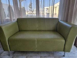 Vand.canapele potrivite pentru living