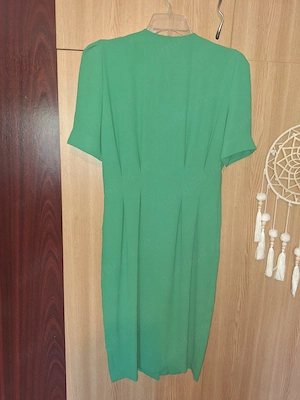 Rochie verde mărimea 8 (S) preț 75 lei