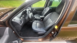 Dacia Duster*2015.09 *Benzina*116000 km  - imagine 8