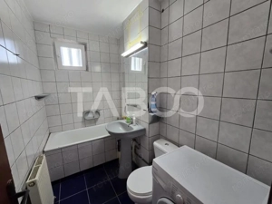 Apartament 2 camere de vanzare decomandat 52 mpu etaj 3 Terezian Sibiu - imagine 7