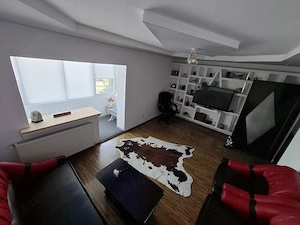 De Vânzare: Apartament 3 Camere Decomandat   Etaj 1, Vedere spre Parcul Tineretului