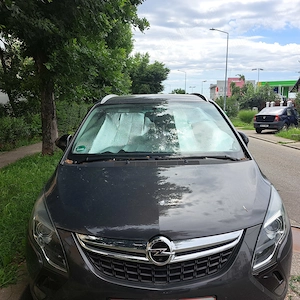 Opel Zafira Tourer 6+1 - imagine 4