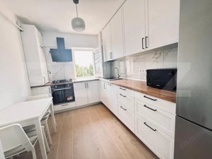 Apartament 3 camere, 64 mp, zona Targu Cucu - imagine 3