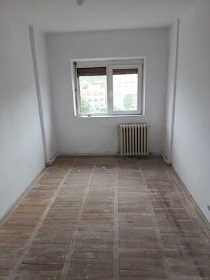 Apartament 3 camere, decomandat, pe Bulevardul Decebal, 66,76 mp utili + balcon (zona LIDO  Spital) - imagine 5