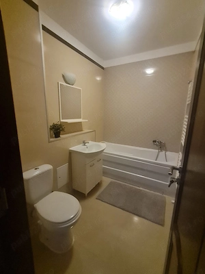Proprietar vând apartament 3 camere, Arad, Subcetate, str. Diogene, complex Bermo - imagine 8