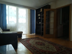 Proprietar închiriez apartament cu 3 camere decomandat zona Onix - imagine 2