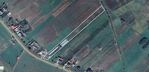 Casa, teren 10 000mp, curent trifazic, puturi, apa curenta, gaz metan la poarta - imagine 3