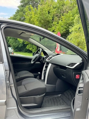 Peugeot 207  Facelift 2012 Euro 5 1.4Hdi Consum Redus - imagine 9