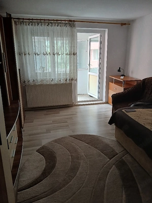 Vând apartament 3 camere  - imagine 2