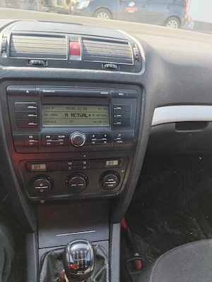 Skoda Octavia  - imagine 4