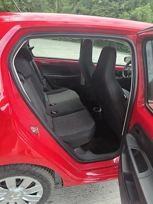 Volkswagen up! 1.0 MPI - imagine 4