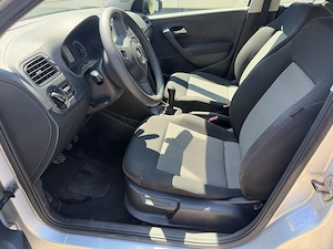 Volkswagen Polo 1.2 Benzina   70 CP   2011   113.163 km - imagine 6