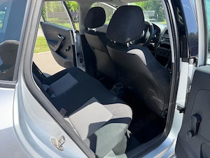 Volkswagen Polo 1.2 Benzina   70 CP   2011   113.163 km - imagine 8