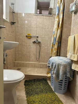 Apartament cu 3 camere la parter. - imagine 7