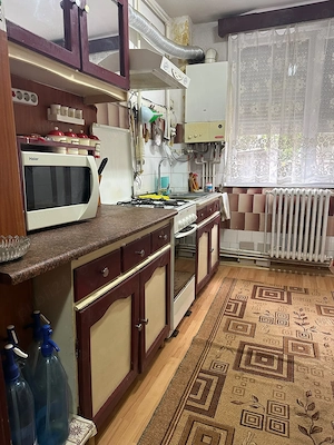 Apartament cu 3 camere la parter. - imagine 12