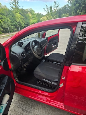 Volkswagen UP! 1.0 MPI - 2018 - imagine 8